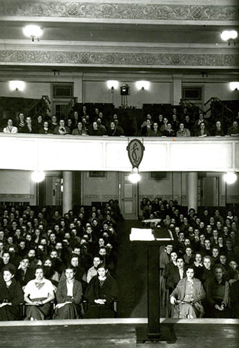Photo from the Lindenwood University archives A view from the Jelkyl stage when LU was still an all-girls school