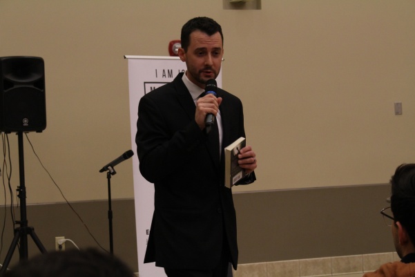 Josh Fletcher, the mentalist, performed in Evans Commons on Friday night. <br> Photo by Abby Stone