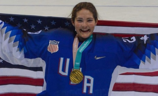 Former+Lindenwood+hockey+goalie+Nicole+Hensley+celebrates+after+winning+a+gold+medal+in+womens+ice+hockey+at+the+2018+Winter+Olympics+in+Pyeongchang%2C+South+Korea.+The+United+States+defeated+Canada+3-2+in+a+shootout.%0A+Photo+by+6Y+Photography+-+Brittany+Jo+Hensley