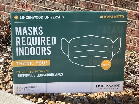 Lindenwood has mask required signs spread out throughout the campus